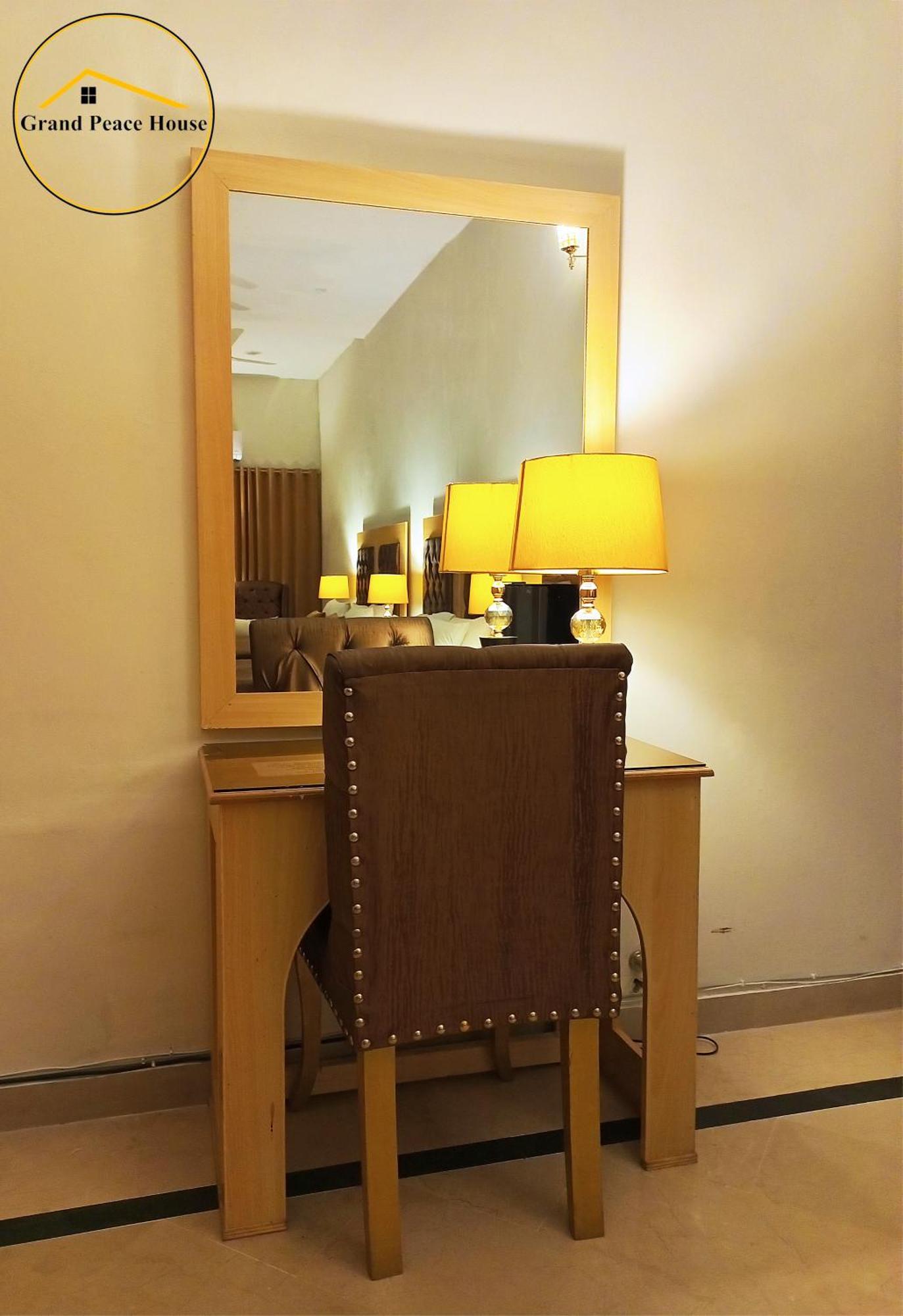 Grand Peace House I Bed & Breakfast Исламабад Екстериор снимка